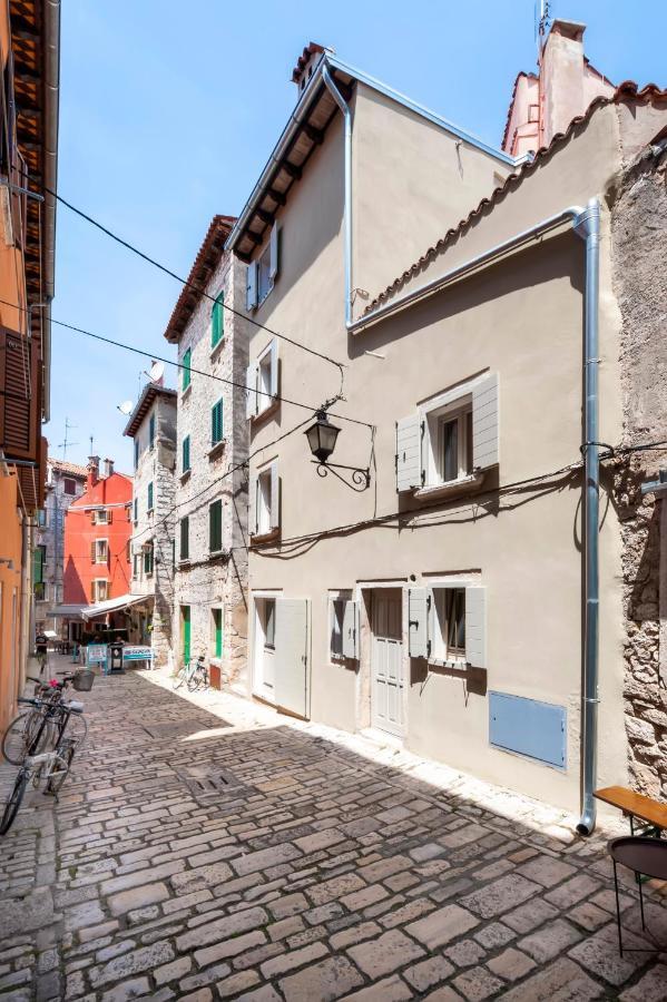 Calnova Suites Ρόβινι Εξωτερικό φωτογραφία